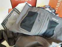 Brodící kalhoty Guideline Laxa 2.0 - Systém hrudních kapes na zip