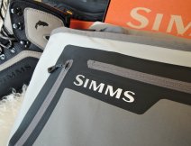 Brodící kalhoty Simms G3 Guide Stockingfoot Cinder - Dokonalé zpracování do nejmenších detailů