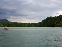 Ideální počasí pro jezerní muškaření, mírně přikalená voda... Podmínky jsou skvělé, uvidíme, co se bude dít!