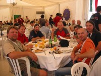 týmové foto po závodech