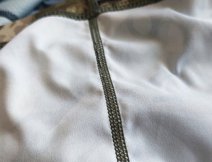 Vnitřní i vnější jemné ploché švy, které najdete u každého oděvu i doplňku s označením SolarFlex® a BugStopper®.