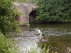 Charles Jardine na przkumu v ece Derwent