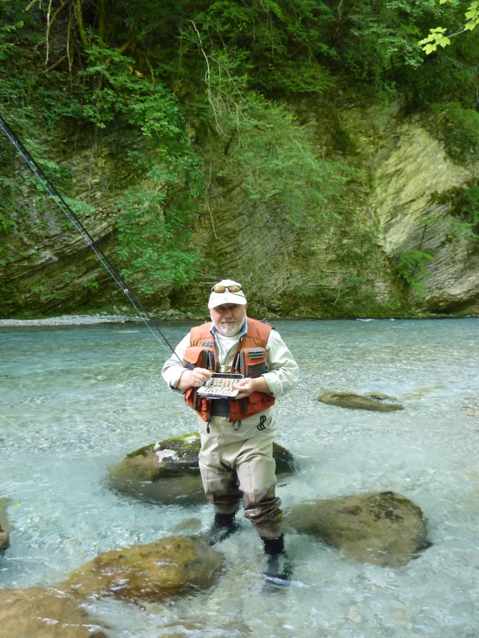 Selecting the right fly - Baca river