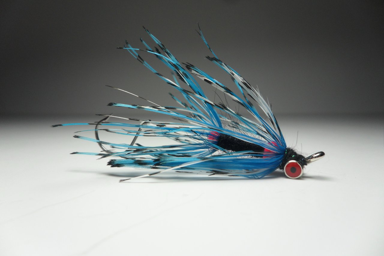 When in a bind, fly line backing can be used to create the rear loop