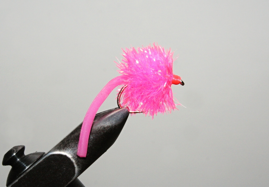 Fluo Pink Worm Blob Leaded - Odporn� vyhl�ej�c� zr�dnost... O to v�ce ��dan� u nasazen�ch jezern�ch duh�k�!
