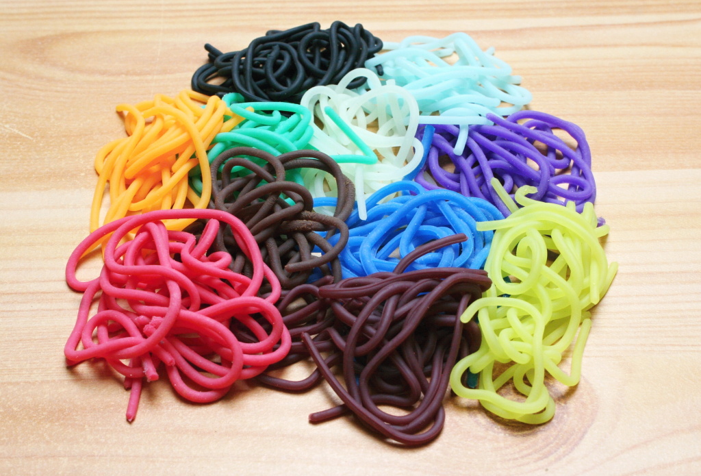 FlyBox Squirmy Legs - Velk� v�b�r pro ryby l�kav�ch barev!