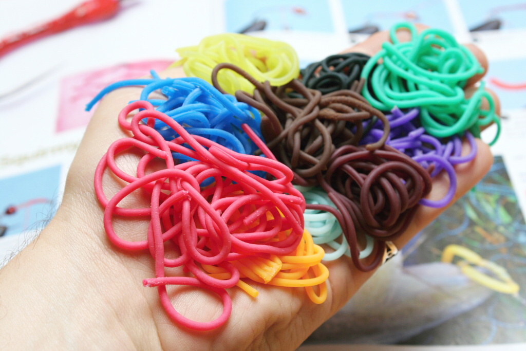 FlyBox Squirmy Legs - Detailn� pohled na strukturu materi�lu