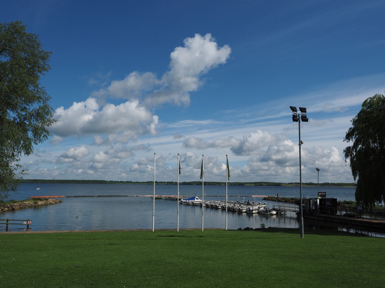 Nov� den na Grafham Water