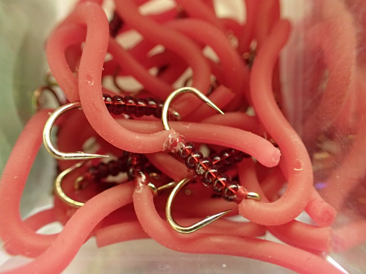 Tajn� mu�ky na jezero