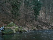 Co asi skrývá tento pěkný hluboký proud?