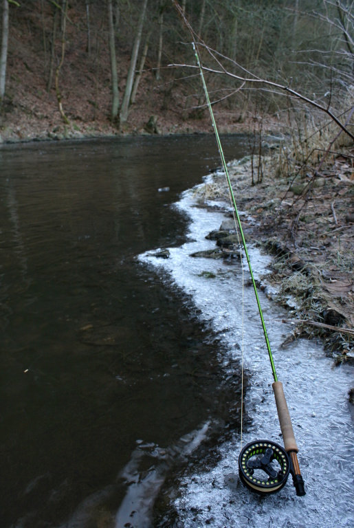 Kl�dek, nic n�m neute�e!