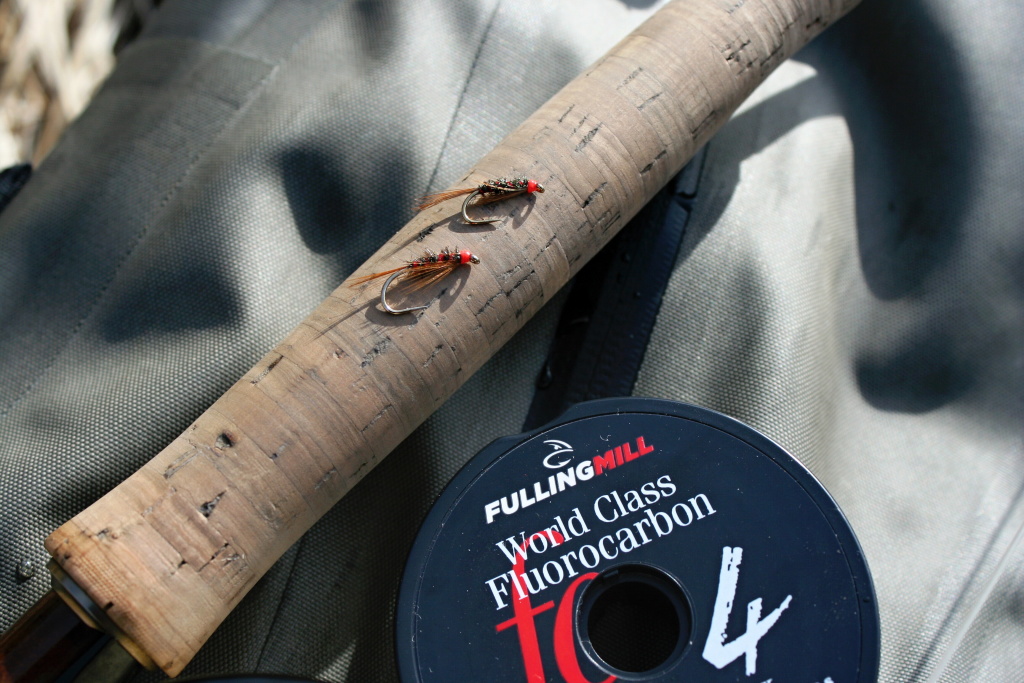 Za teplej��ho slune�n�ho po�as� lze �sp�n� lovit na barevn�j�� vzory nymf typu Diawl Bach. Fluorocarbonov� n�vazec je jejich skv�l�m dopl�kem!