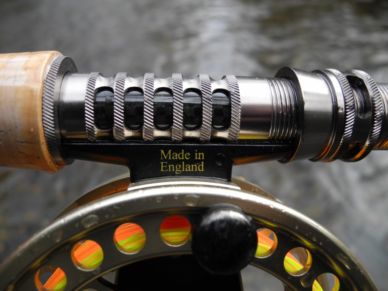 Made in England - to mus� b�t star� v�robek...