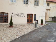 Klášterní restaurace