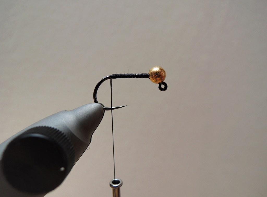 KROK 1 - Hlavi�ka a pevn� z�klad