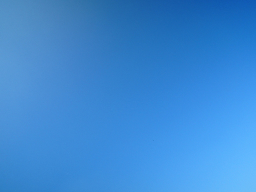 Azurov� modr� obloha a teploty nad 30 stup�� Celsia. To jsou podm�nky, za kter�ch se na pstruhy - zvl�t� pak na stojatou vodu -p�i zdrav�m rozumu b�n� nechod�. Pokud se ale do takov� situace n�kdy dostanete, nevzd�vejte to, nebo� nic nen� ztraceno!