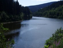 Čím výš, tím líp! Ne tedy v rámci teplot vzduchu, ale v rámci nadmořské výšky. Bohužel v naší zemi existuje jen málo výše položených přehrad, kde můžeme lovit pstruhy. Ne snad, že by jich bylo opravdu málo jako takových, ale...