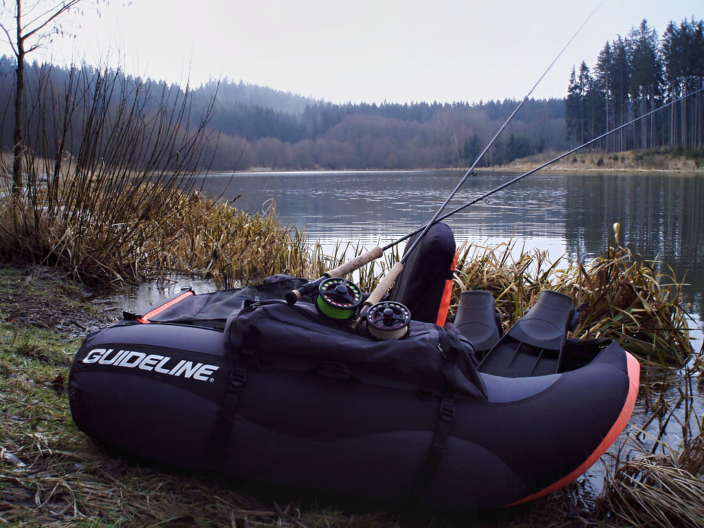 Rann� mraz�k zat�hl tenk�m ledem p��b�e�n� partie! Asi dob�e v�te, �e kdy� u� se nem��ete do�kat prvn� jarn� v�pravy, nic v�s nezastav�! Ani tento velice studen� jarn� den! A pokud chcete j�t �t�st� naproti, Guideline Drifter Kick Boat je spr�vnou volbou!