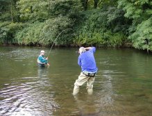 Jiří fishing, Charles photograping