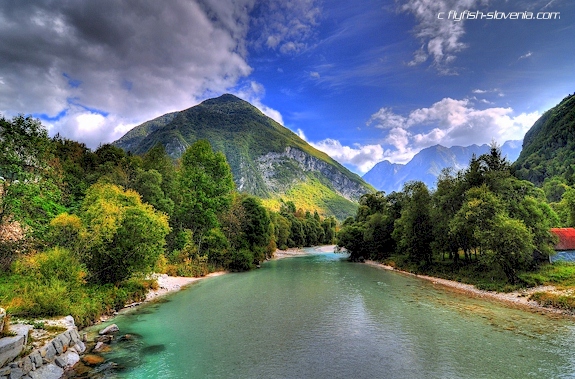 Crystal clear waters of the So�a river