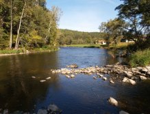 Vltava nedaleko hardu Dívčí kámen