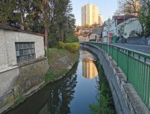 Botič v Praze Záběhlicích