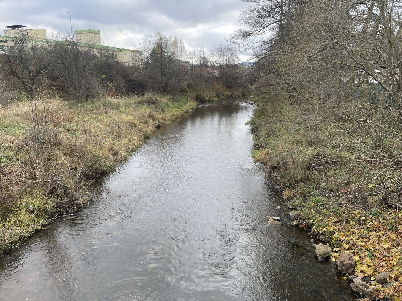 Svatava u "trojmost�" u ulice Citick�