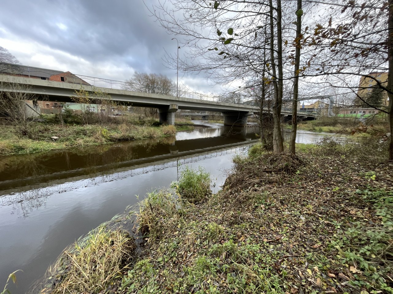 Soutok Svatavy a Oh�e