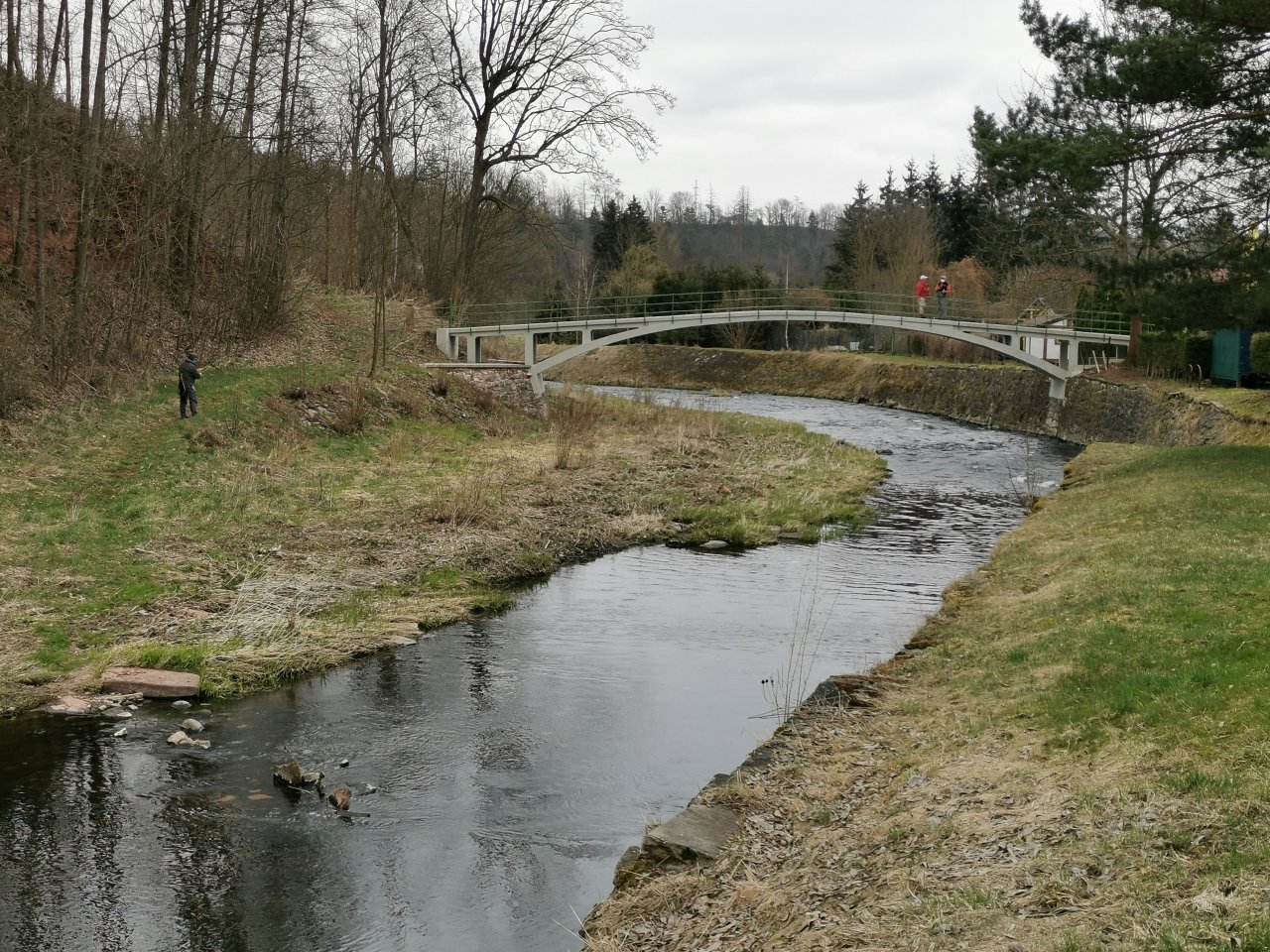 Pstruhov� zah�jen� na Labi