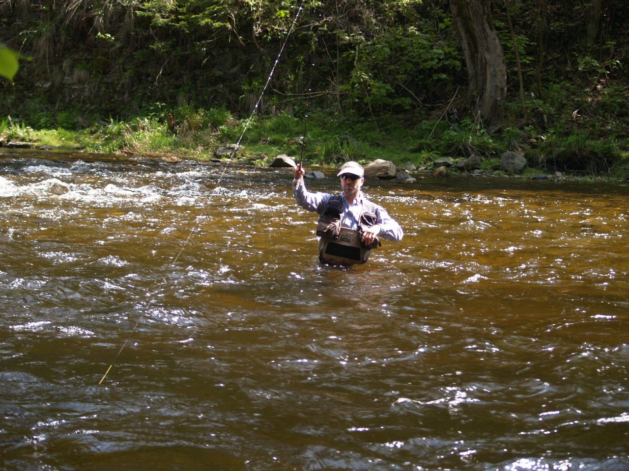 Indik�tor z�b�r� a jeho pozice umo��uj�c� sledov�n� z�b�ru