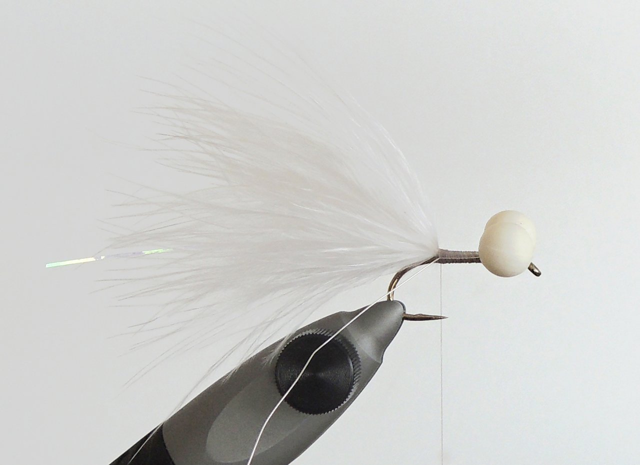 KROK 2 - Nav�z�n� atraktivn�ho pohybliv�ho oc�sku & Upevn�n� krou�kovac�ho dr�tku