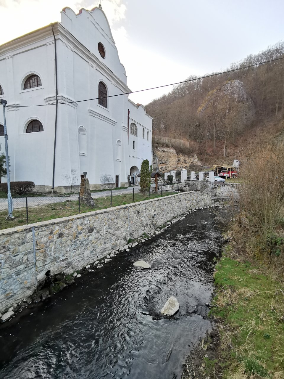 Ka��k v obci Svat� Jan pod Skalou