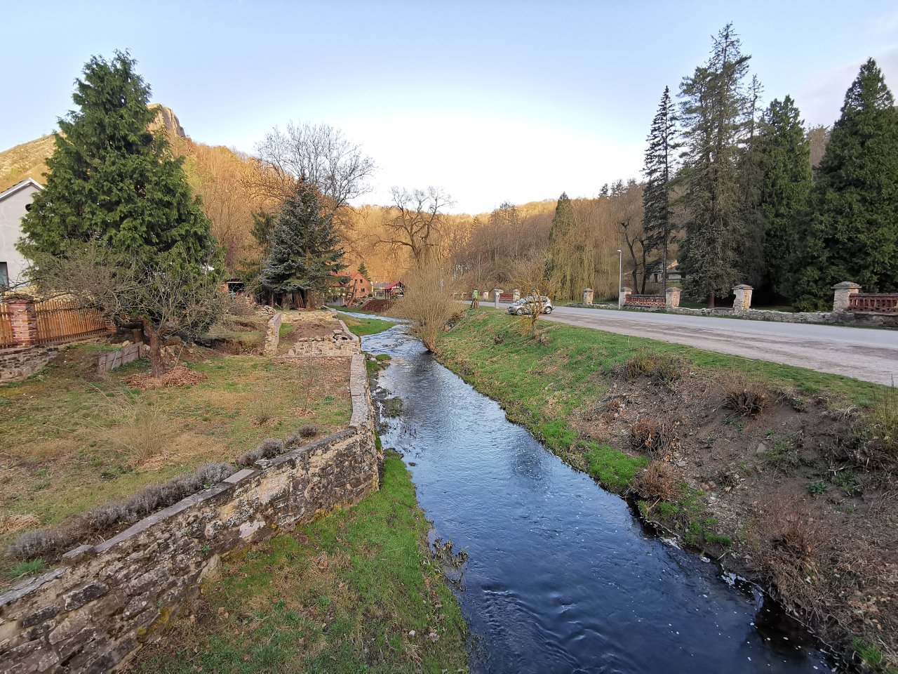 Ka��k v obci Svat� Jan pod Skalou