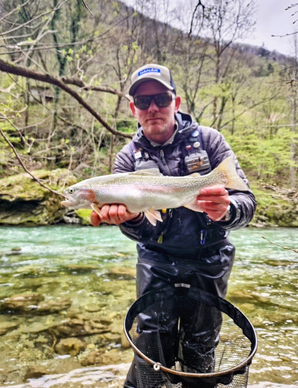 Jarn� mu�ka�sk� v�prava za slovinsk�mi mohyk�ny