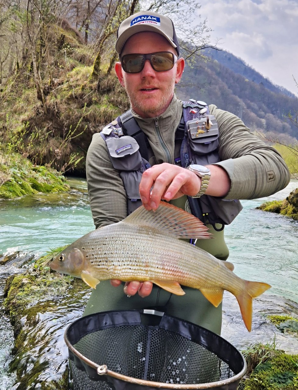 Jarn� mu�ka�sk� v�prava za slovinsk�mi mohyk�ny