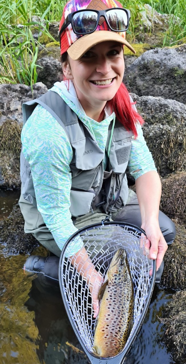 S mu�ka�sk�m prutem ve �v�dsku t�ikr�t za sebou