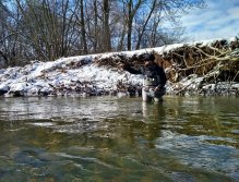 Zimní říční muškaření má výjimečnou atmosféru.