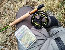 V takových případech je po úspěšném prolovení úseku streamerem možné vyzkoušet štěstí s nymfami a otestovat aktivitu ryb i s těmito nástrahami. Navíc je naděje i na jiný úlovek jiné - nedravé - ryby jako např. plotice, cejna, parmy apod.