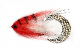 �tikov� streamer s Wiggle Tail oc�skem �erveno-b�l� �tikov� streamer s Wiggle Tail oc�skem �erveno-b�l�, vel. 6/0