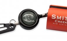 Drk prutu Smith Creek Rod Clip+ With Zinger Orange