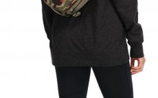 Mu�ka�sk� ledvinka Simms Tributary Hip Pack Woodland Camo