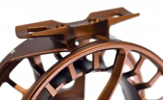 Mu�ka�sk� navij�k Waterworks Lamson Litespeed Whiskey