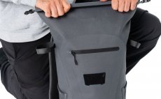 Mu�ka�sk� vodovzdorn� batoh s rolovac�m zav�r�n�m Guideline Experience Waterproof Rolltop 21