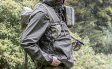 Ryb��sk� bunda Simms Flyweight Shell Jacket Dark Stone