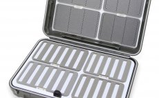 Velk krabice na muky C&F Design Trout Guide Box Small/Medium Dark Grey