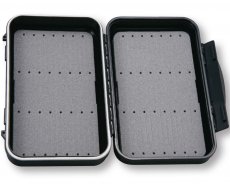 Vodotsn krabika na muky C&F Design Fly Case Medium With Slit Foam
