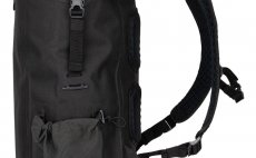 Vodovzdorn rolovac batoh Simms Dry Creek Rolltop Backpack 30L Black