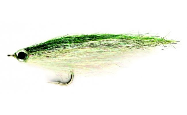 Streamer napodobujc drobnou rybku zeleno-perleov Streamer napodobujc drobnou rybku zeleno-perleov, vel. 2