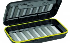 Vodotsn krabika na muky Kinetic Champer Fly Box Black