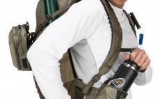 Mu�ka�sk� batoh Simms Flyweight 30L Backpack Tan